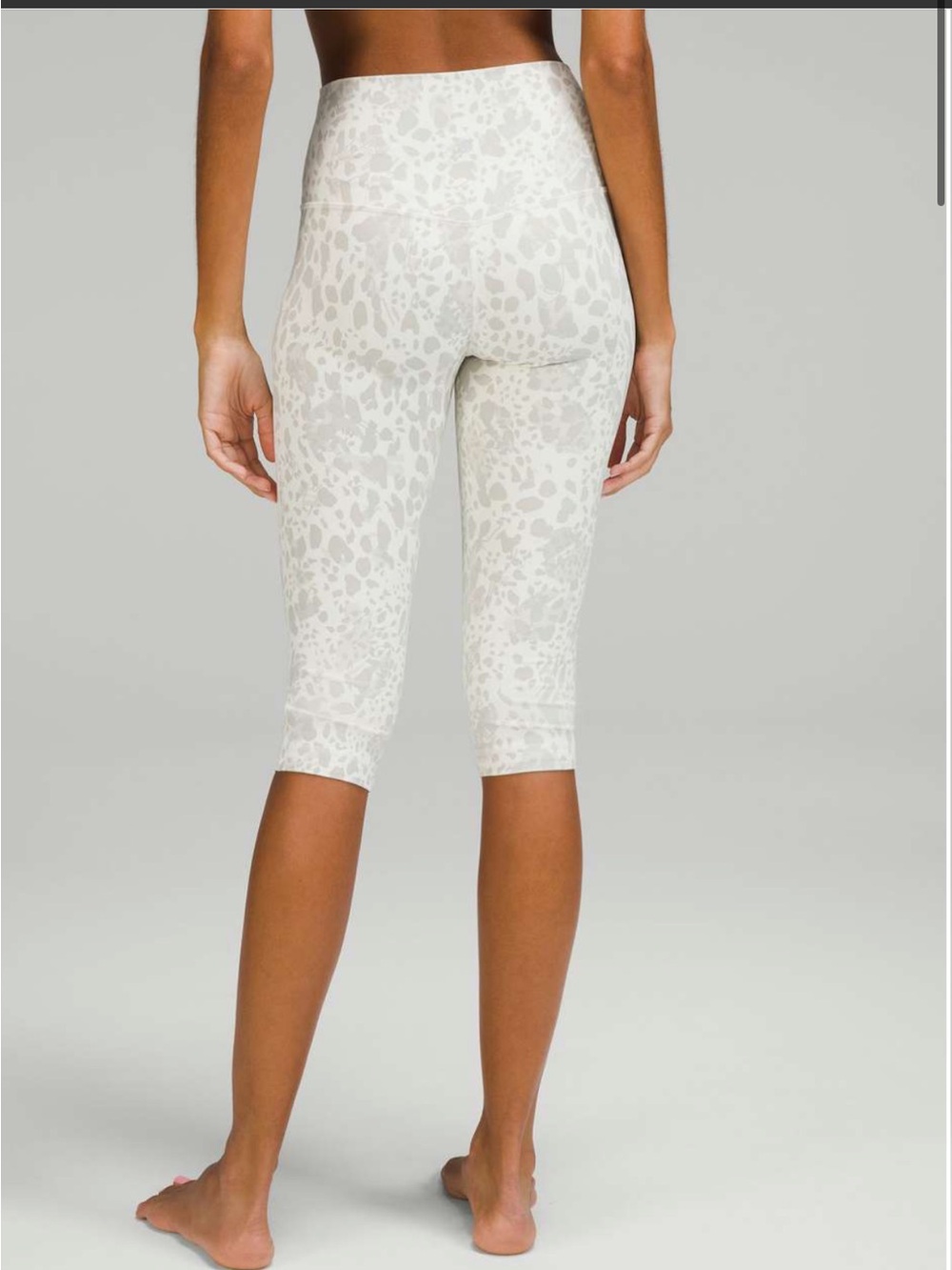 Lululemon Align High Rise Crop 17” - Picture 2 of 8